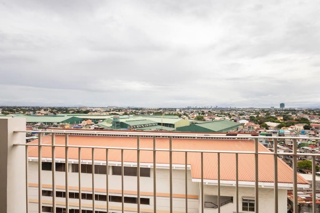 Affordable Condotel Near Manila Airport Екстериор снимка