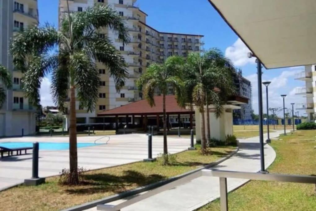 Affordable Condotel Near Manila Airport Екстериор снимка