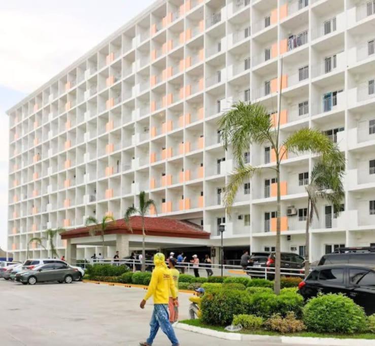 Affordable Condotel Near Manila Airport Екстериор снимка